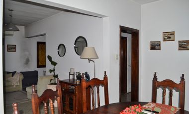 CASA 5 AMB VENTA CLAYPOLE CON QUINCHO Y COCHERA
