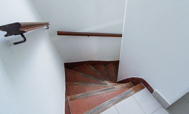 VENTA PH 3 AMBIENTES EN EL BAJO DE SAN ISIDRO