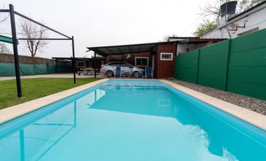 CASA EN VENTA 3 DORMITORIOS CON PILETA IBARLUCEA
