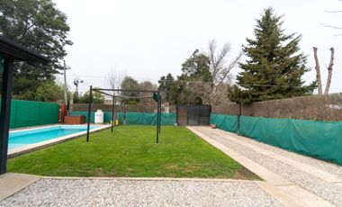 CASA EN VENTA 3 DORMITORIOS CON PILETA IBARLUCEA