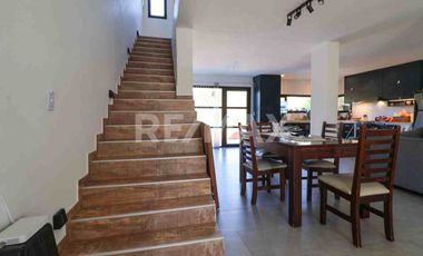 VENTA - CASA 3 DORMITORIOS - NEUQUÉN