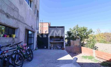 VENTA - CASA 3 DORMITORIOS - NEUQUÉN