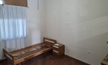 DEPARTAMENTO 3 AMB. al frente con local comercial