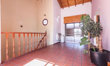 VENTA Casa 4 amb APTO CREDITO - ACEPTA PERMUTA