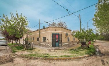 VENTA CASA A REMODELAR EN  CONTRAMIRANTE CORDERO