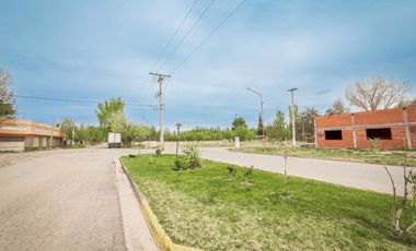VENTA CASA A REMODELAR EN  CONTRAMIRANTE CORDERO