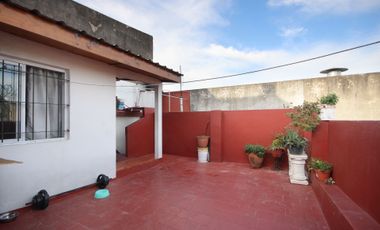 Venta Amplio PH en dos plantas en Parque Patricios