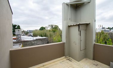 Casa venta La Plata 2 dormitorios pileta cochera
