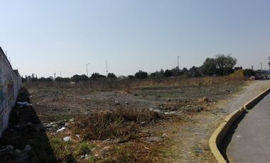 TERRENO EN RENTA, ZUMPANGO: SUPER UBICACIÓN, EN ESQUINA, PLANO Y SIN ARBOLES