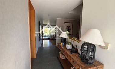 ESTUPENDA CASA 5 DORM + SERV. PISCINA Y QUINCHO LOS BOSQUES
