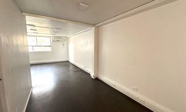 ARRIENDO OFICINA METRO LOS LEONES