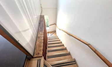 ARRIENDO OFICINA METRO LOS LEONES