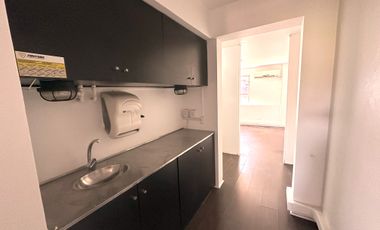 ARRIENDO OFICINA METRO LOS LEONES