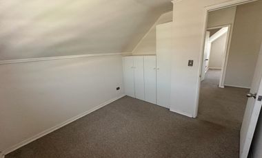 ARRIENDO CASA PORTONES DE CHICUREO