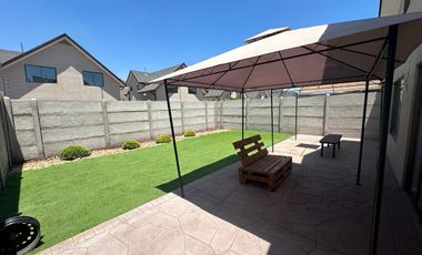 ARRIENDO CASA PORTONES DE CHICUREO