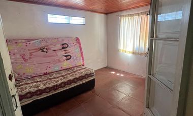 VENTA DE CASA CON DEPTO INTERIOR EN LO ESPEJO