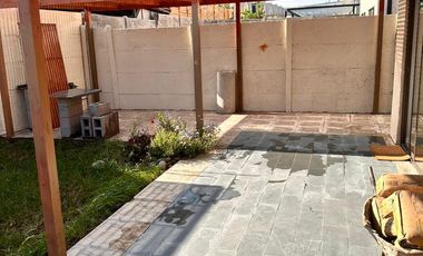 ARRIENDO CASA 3HAB 3BA COLINA