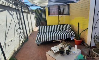 VENTA CASA AMPLIO PATIO 4D LA FLORIDA