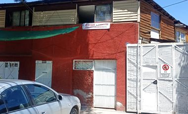CASA CON 2 DPTOS INTERIORES Y  LOCAL COMERCIAL