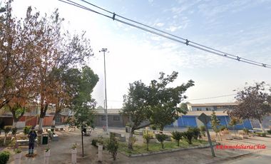 CASA CON 2 DPTOS INTERIORES Y  LOCAL COMERCIAL
