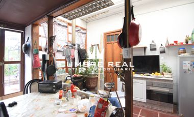 VENTA CASA EN SANTIAGO HERRERA CON ROSAS