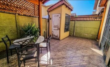 VENTA CASA QUILICURA - 3 HAB - 3 BAÑOS