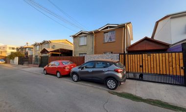 VENTA CASA QUILICURA A METROS FUTURO EDIFICIO PDI