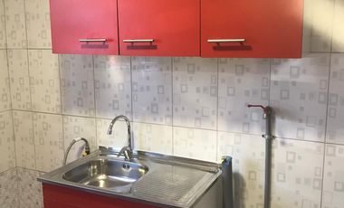 VENTA DE LOCAL COMERCIAL  CON 3 MINI DEPARTAMENTOS