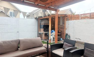CASA AISLADA EN CONDOMINIO PLAZA BUIN ,  3 DORMITORIOS