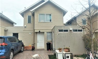 CASA AISLADA EN CONDOMINIO PLAZA BUIN ,  3 DORMITORIOS
