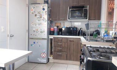 CASA AISLADA EN CONDOMINIO PLAZA BUIN ,  3 DORMITORIOS