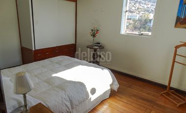VENTA HERMOSO HOTEL EN CERRO FLORIDA, VALPARAÍSO