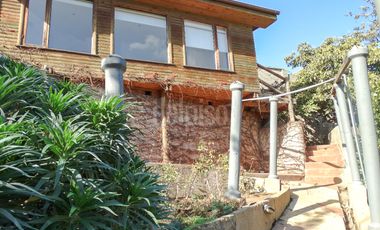 VENTA HERMOSO HOTEL EN CERRO FLORIDA, VALPARAÍSO