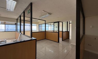 VENTA OFICINA PISO COMPLETO EN CENTRO BANCARIO DE VALPARAÍSO