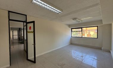 VENTA OFICINA PISO COMPLETO EN CENTRO BANCARIO DE VALPARAÍSO