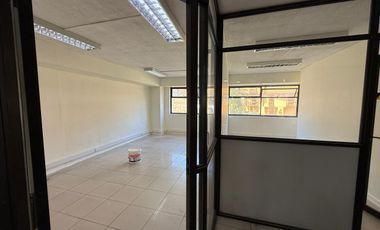 VENTA OFICINA PISO COMPLETO EN CENTRO BANCARIO DE VALPARAÍSO