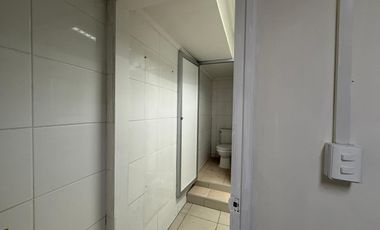 VENTA OFICINA PISO COMPLETO EN CENTRO BANCARIO DE VALPARAÍSO