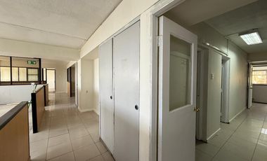 VENTA OFICINA PISO COMPLETO EN CENTRO BANCARIO DE VALPARAÍSO