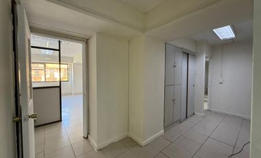 VENTA OFICINA PISO COMPLETO EN CENTRO BANCARIO DE VALPARAÍSO