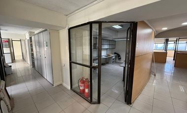 VENTA OFICINA PISO COMPLETO EN CENTRO BANCARIO DE VALPARAÍSO