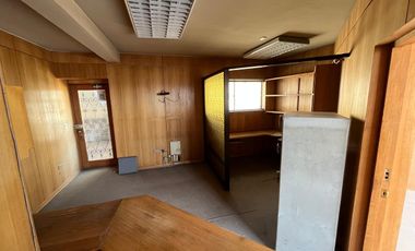 OFICINA CON VISTA AL MAR EN VALPARAÍSO