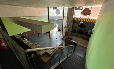 LOCAL COMERCIAL DE 170M2 EN PLAZA SOTOMAYOR, VALPARAÍSO