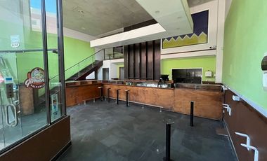 LOCAL COMERCIAL DE 170M2 EN PLAZA SOTOMAYOR, VALPARAÍSO