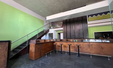 LOCAL COMERCIAL DE 170M2 EN PLAZA SOTOMAYOR, VALPARAÍSO