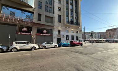 LOCAL COMERCIAL DE 170M2 EN PLAZA SOTOMAYOR, VALPARAÍSO
