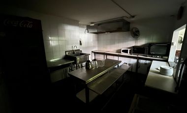 LOCAL COMERCIAL DE 170M2 EN PLAZA SOTOMAYOR, VALPARAÍSO