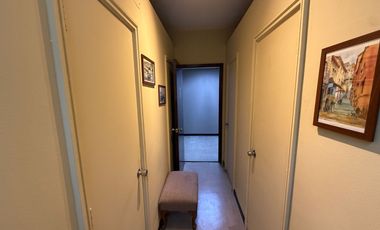 OFICINA DE 2 PRIVADOS CON BAÑO AFUERA EN VALPARAÍSO