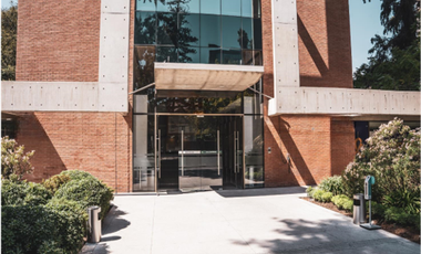 OFICINAS CON EXCELENTE VISTA EN SECTOR PEDRO DE VALDIVIA
