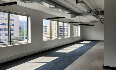 OFICINAS CON EXCELENTE VISTA EN SECTOR PEDRO DE VALDIVIA