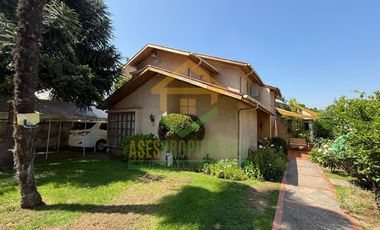 OFERTA ESPECIAL! VENTA  HERMOSA CASA 6D/3B ÑUÑOA